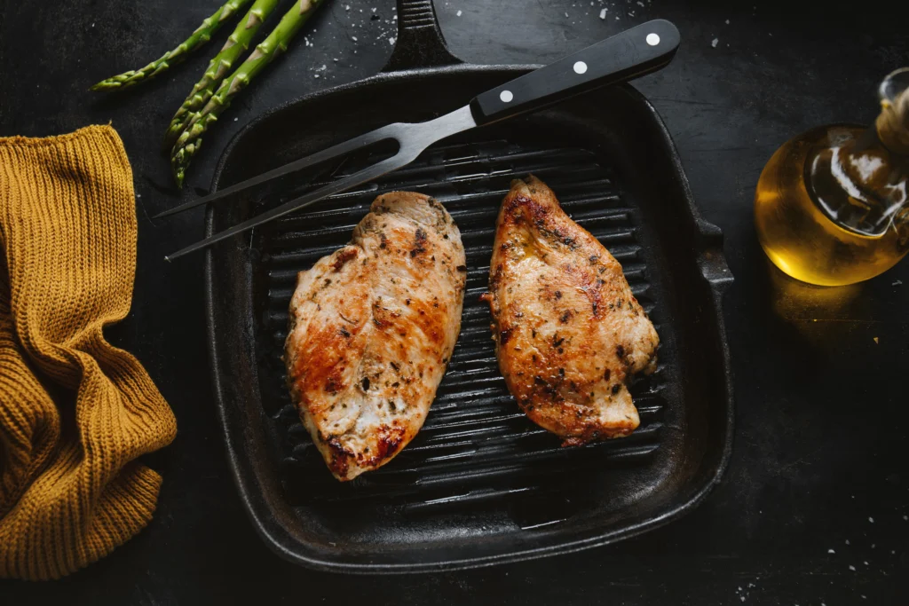 Discover the secrets to cooking moist, flavorful thin chicken breast with our expert tips and techniques. Perfect for home cooks!